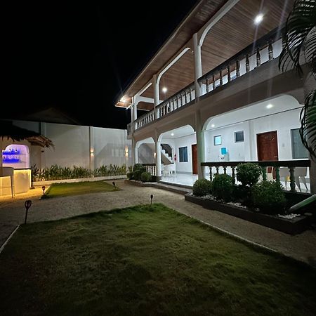 Pawikan Boutique Hotel Moalboal Luaran gambar